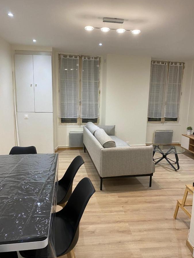 Grand F4 De 71M2 Pour 6 Personnes En Plein Centre Ville Arpajon Exterior photo