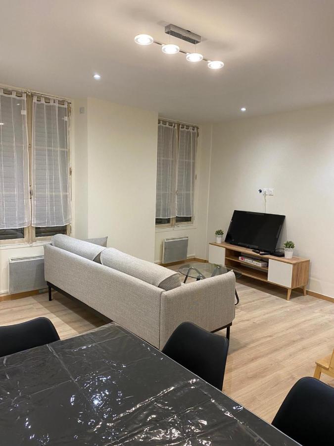 Grand F4 De 71M2 Pour 6 Personnes En Plein Centre Ville Arpajon Exterior photo